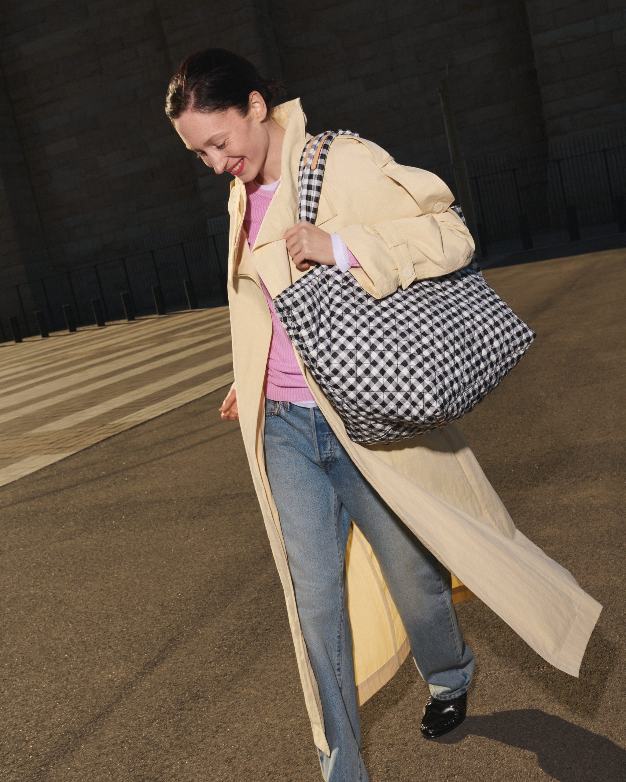 Black/White Gingham Large Metro Tote Deluxe - Image 2