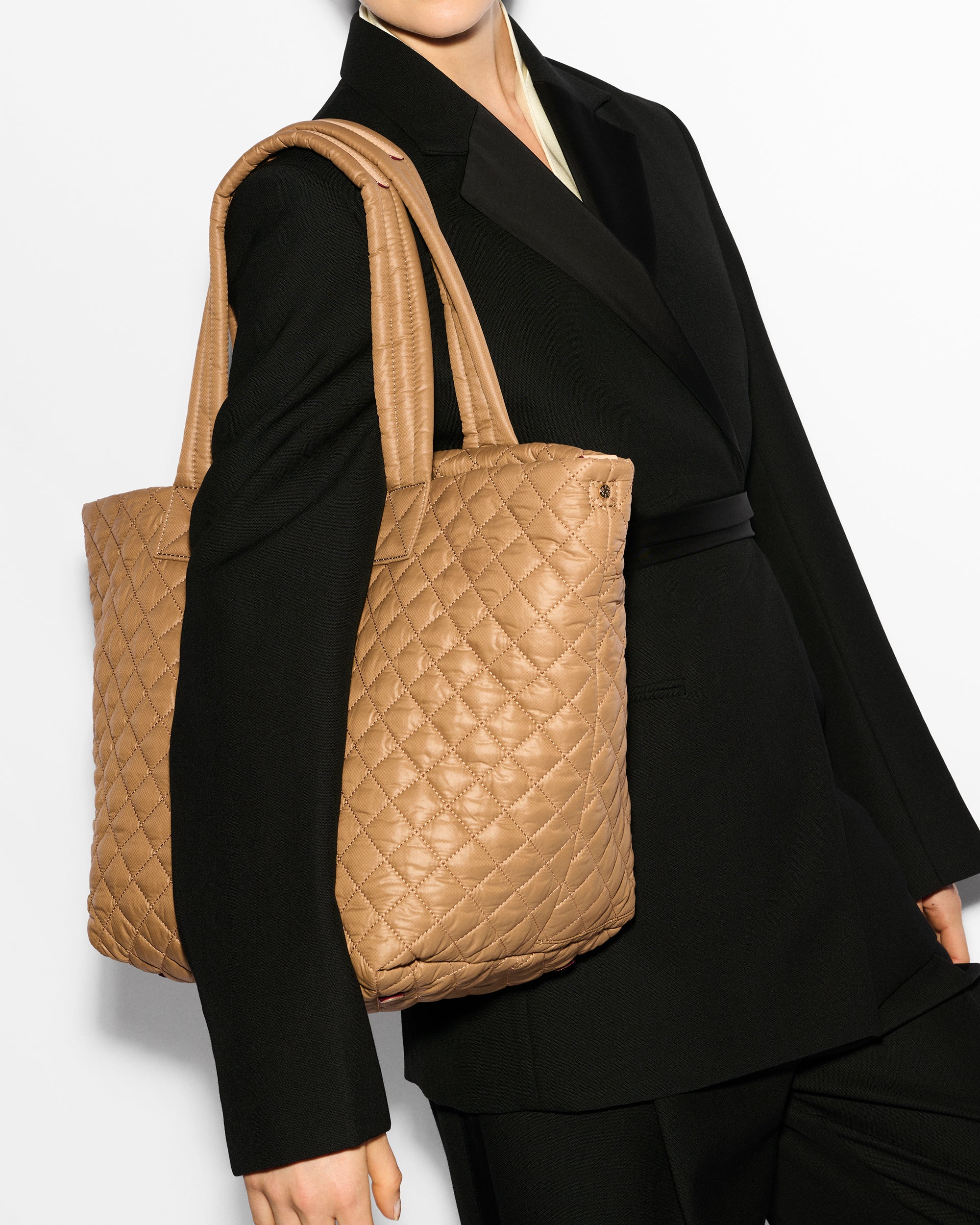 Caramel Medium Metro Tote Deluxe - Image 2