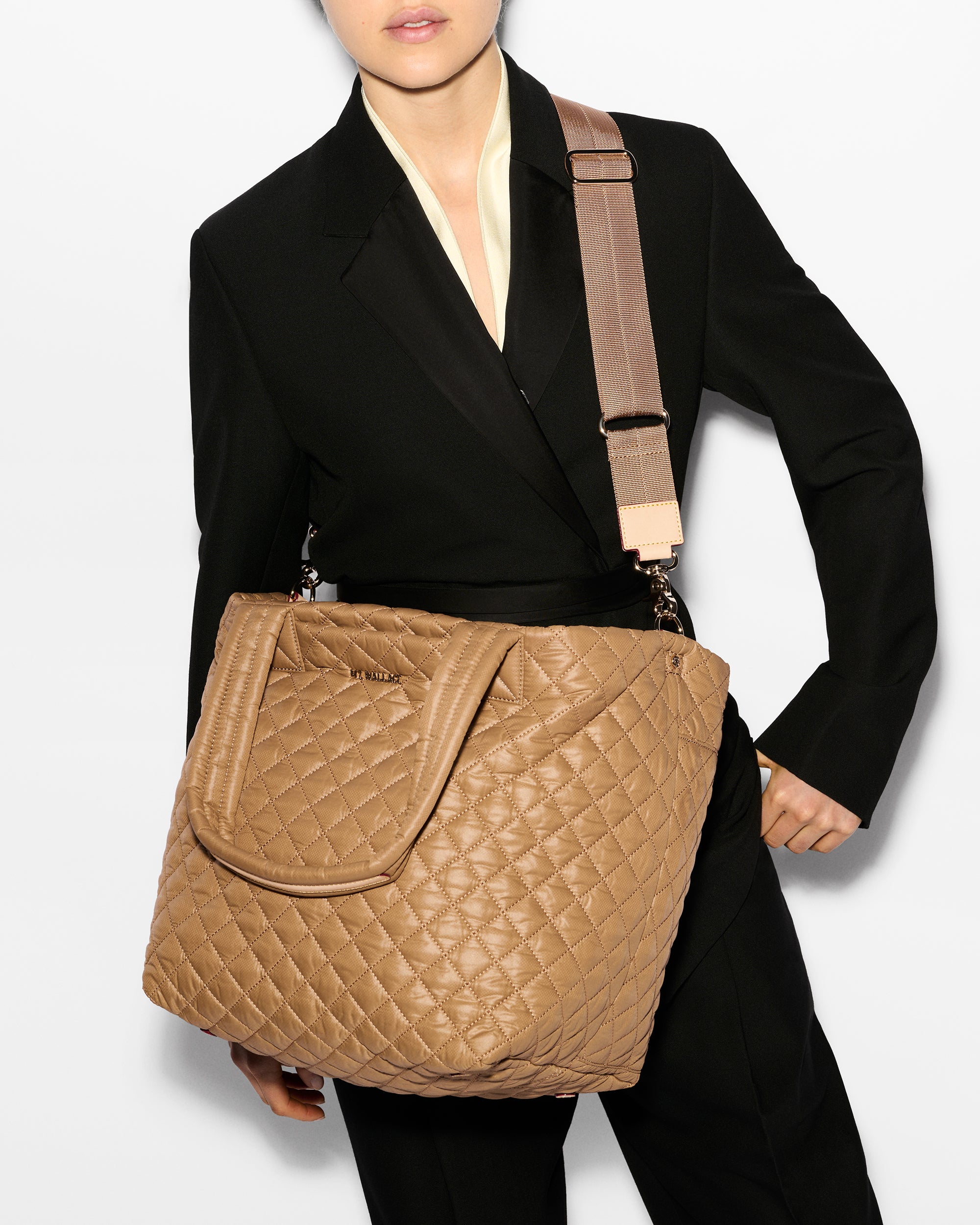 Caramel Medium Metro Tote Deluxe - Image 5