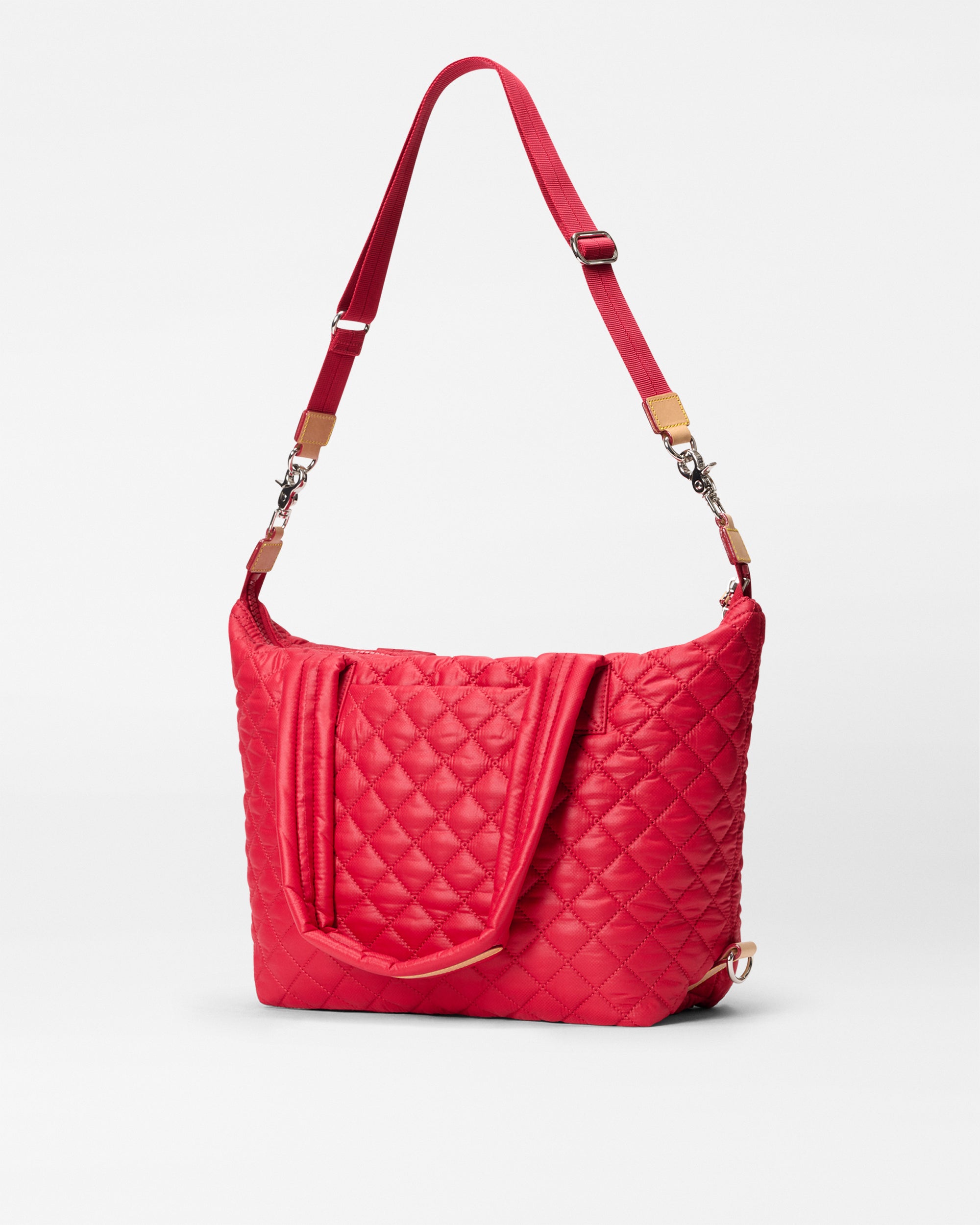 Red Apple Medium Sutton Deluxe - Image 3