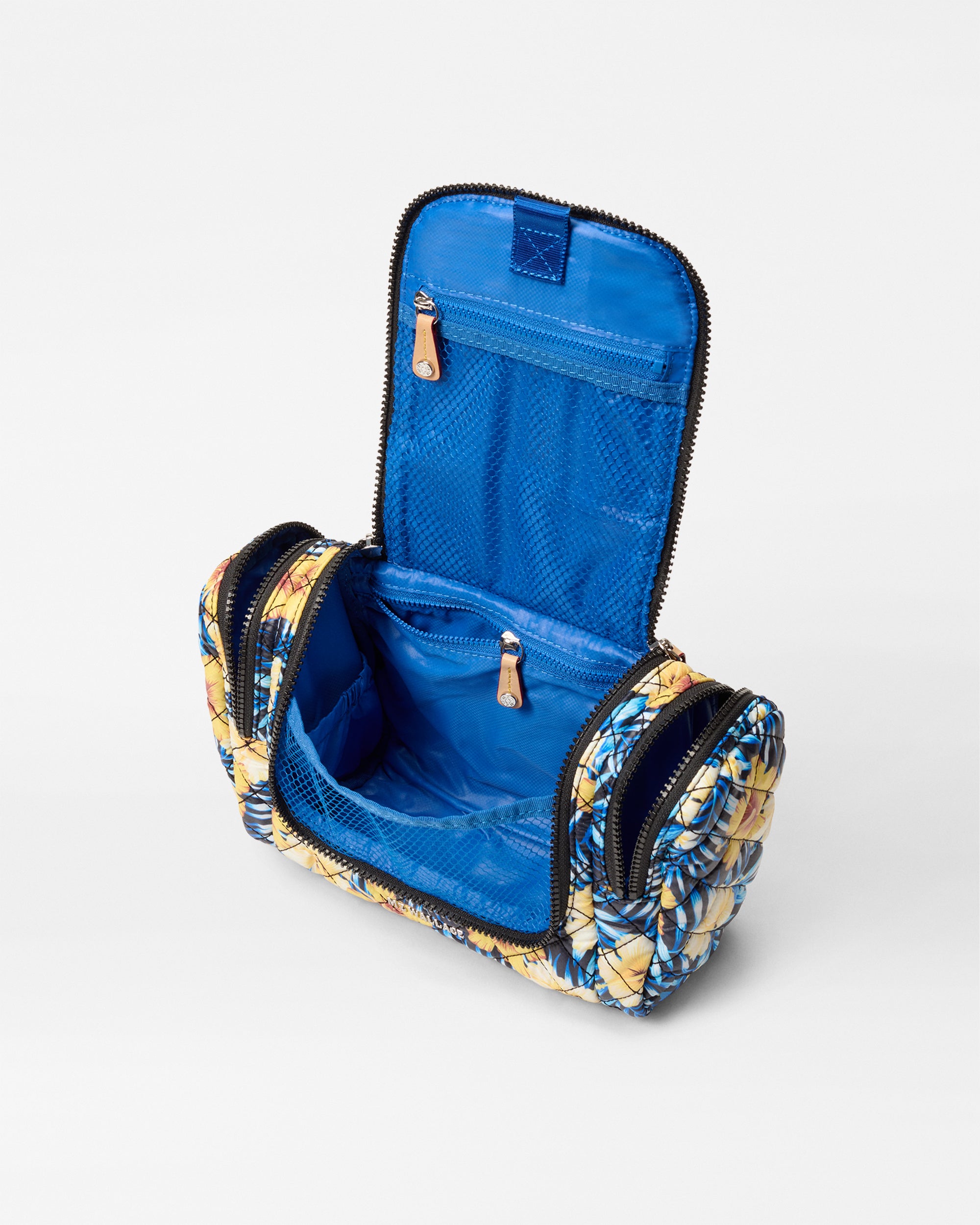 Small Maui Hanging Travel Organizer - Image 4