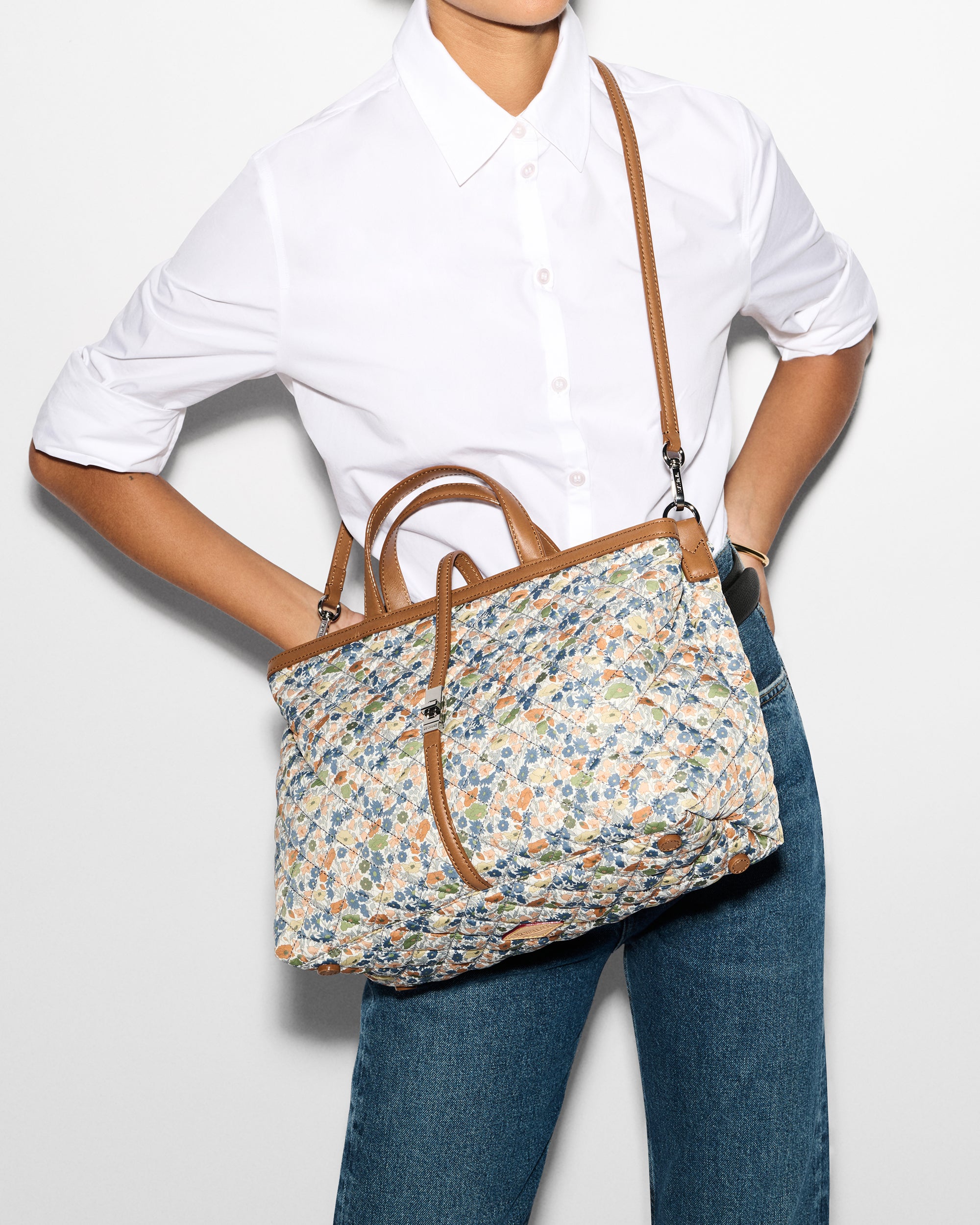 Poppy Forest Medium Astor Top Handle - Image 2