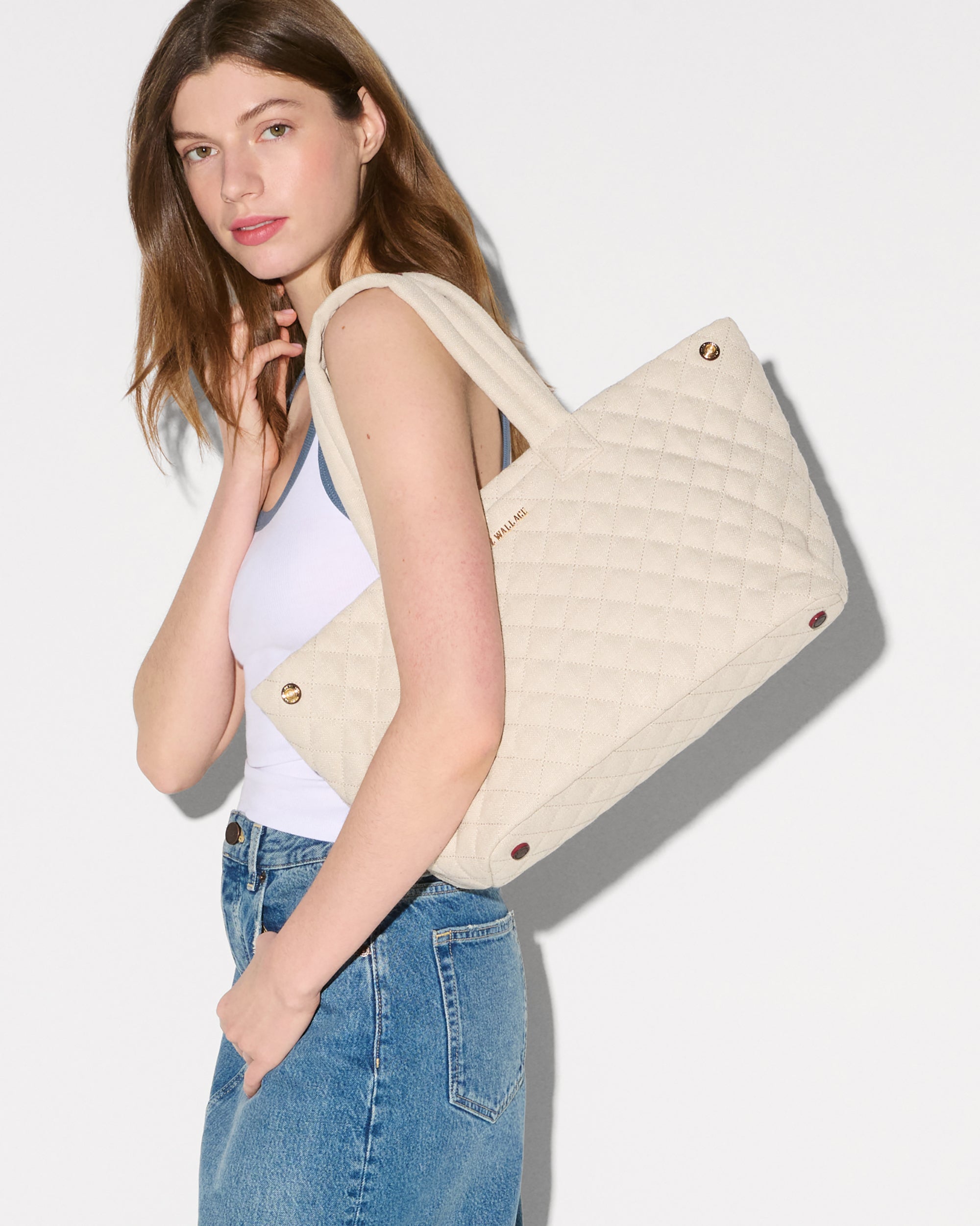 Sandy Linen Medium Metro City Tote - Image 2