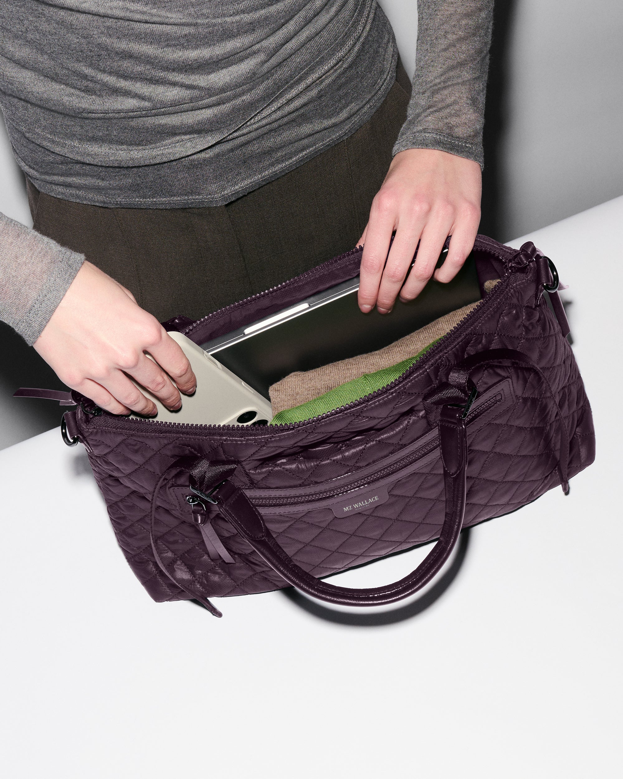 Raisin Medium Park Satchel - Image 6
