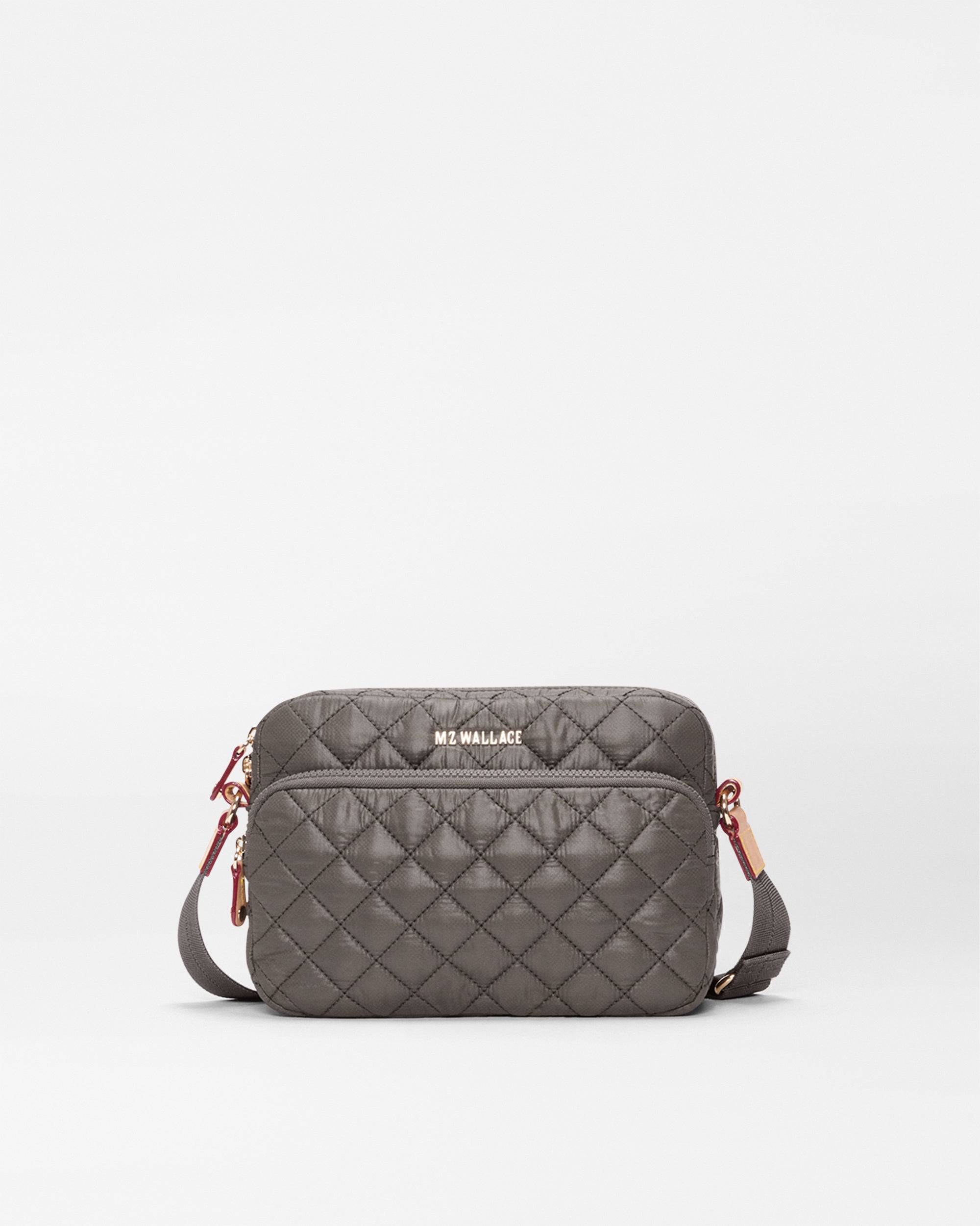 Magnet Small Metro Camera Crossbody Bag