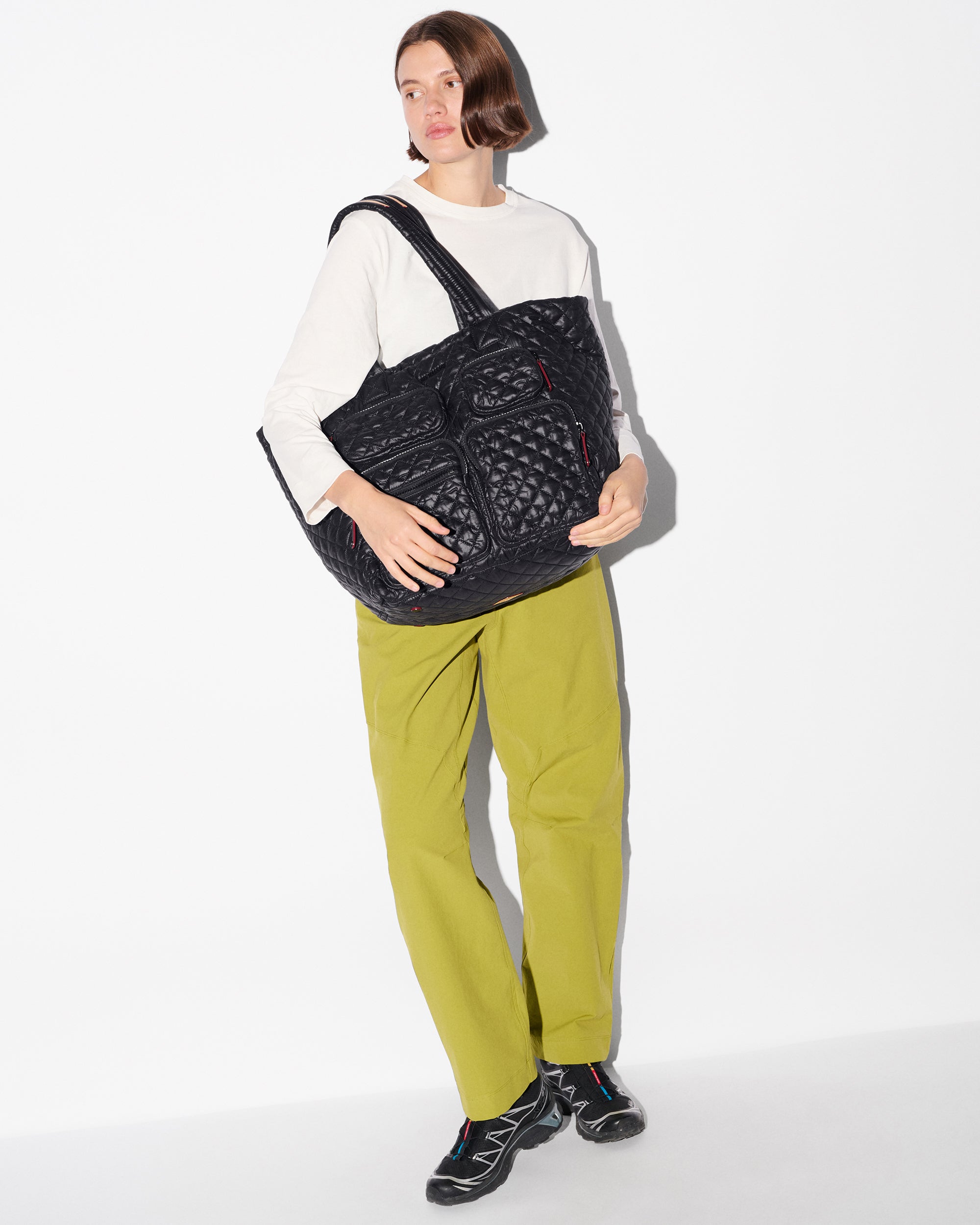 Black Large Metro Travel Tote - Image 2
