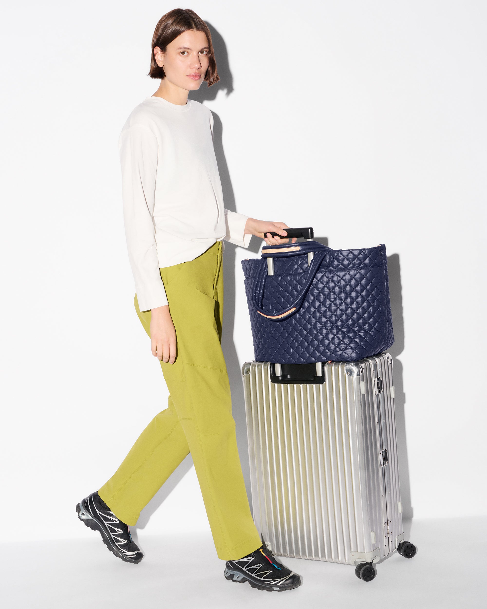 Navy Large Metro Tote Deluxe - Image 2