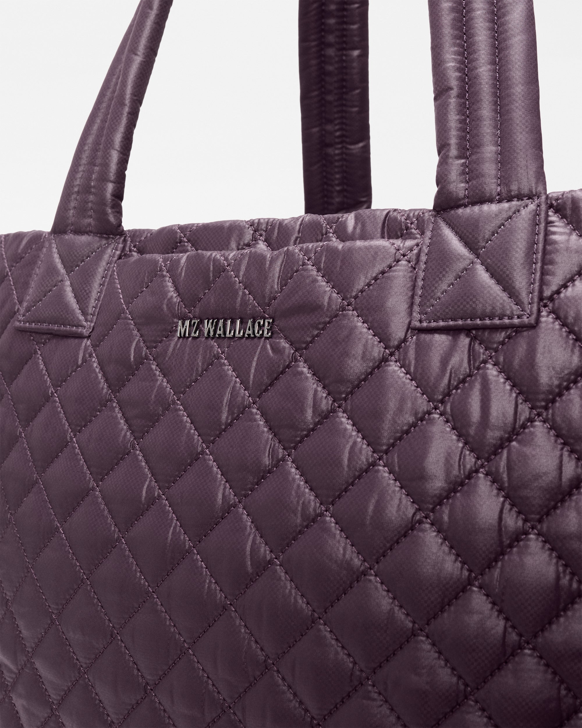 Raisin Large Metro Tote Deluxe - Image 4