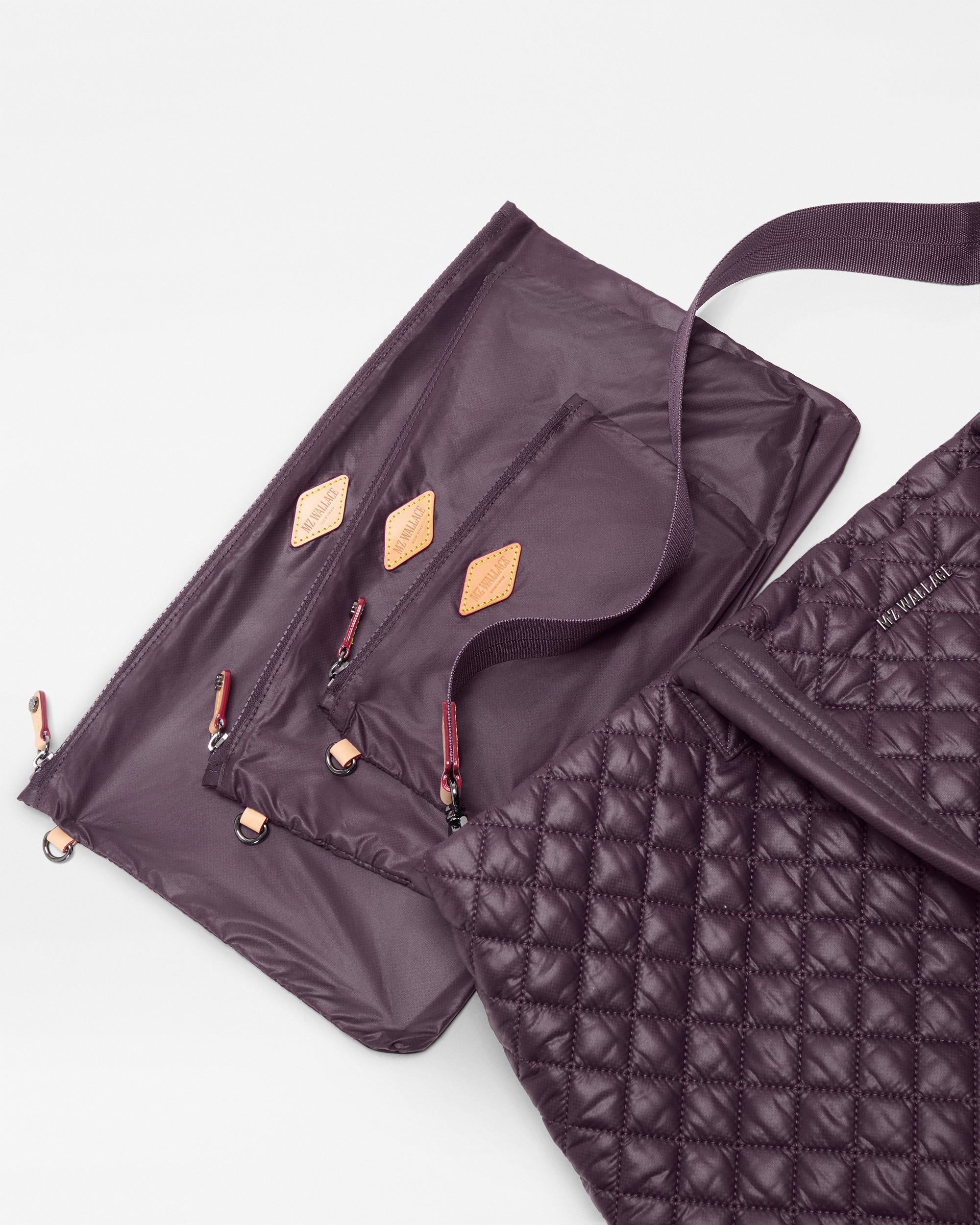 Raisin Large Metro Tote Deluxe - Image 5