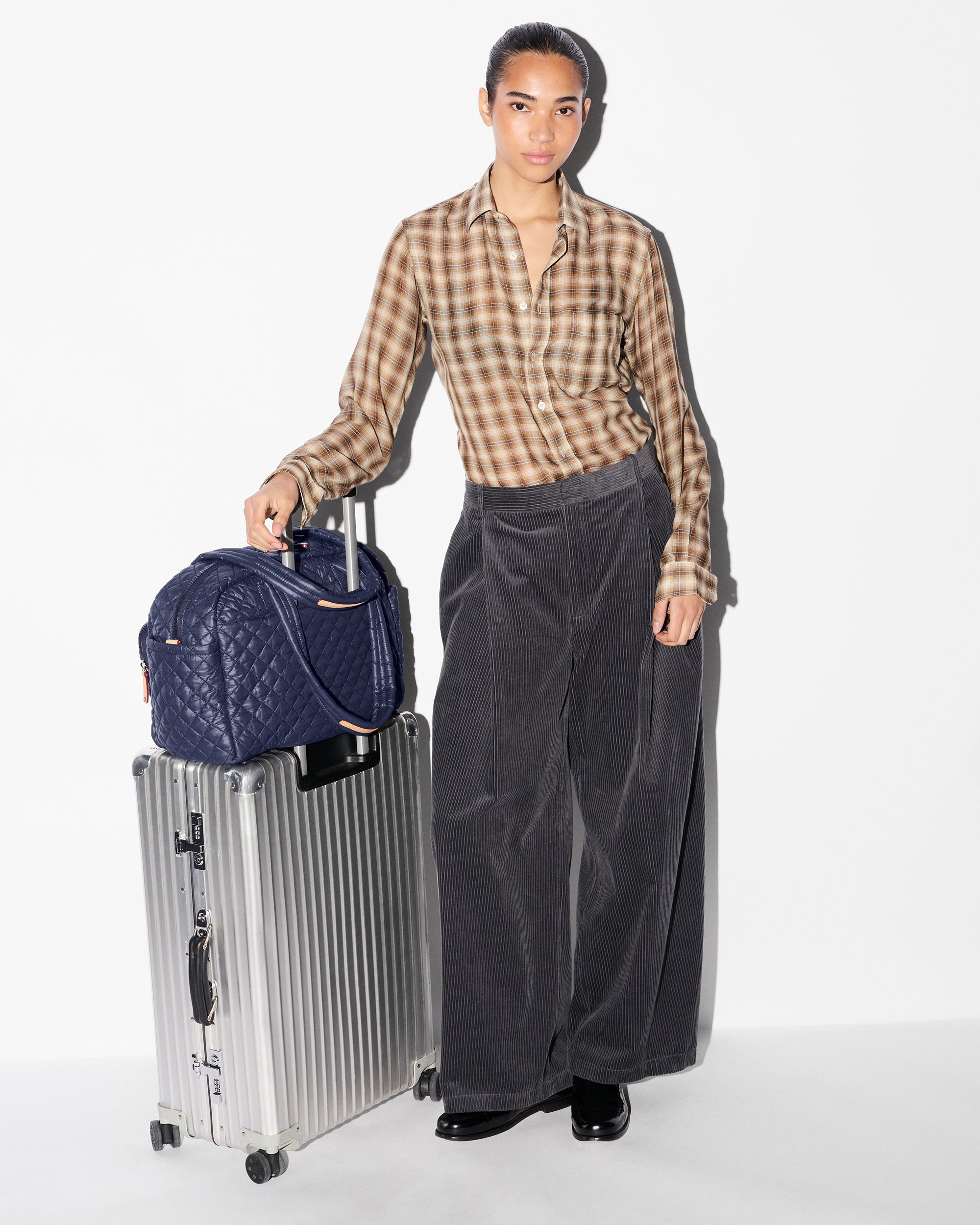 Navy Nik Duffel - Image 5
