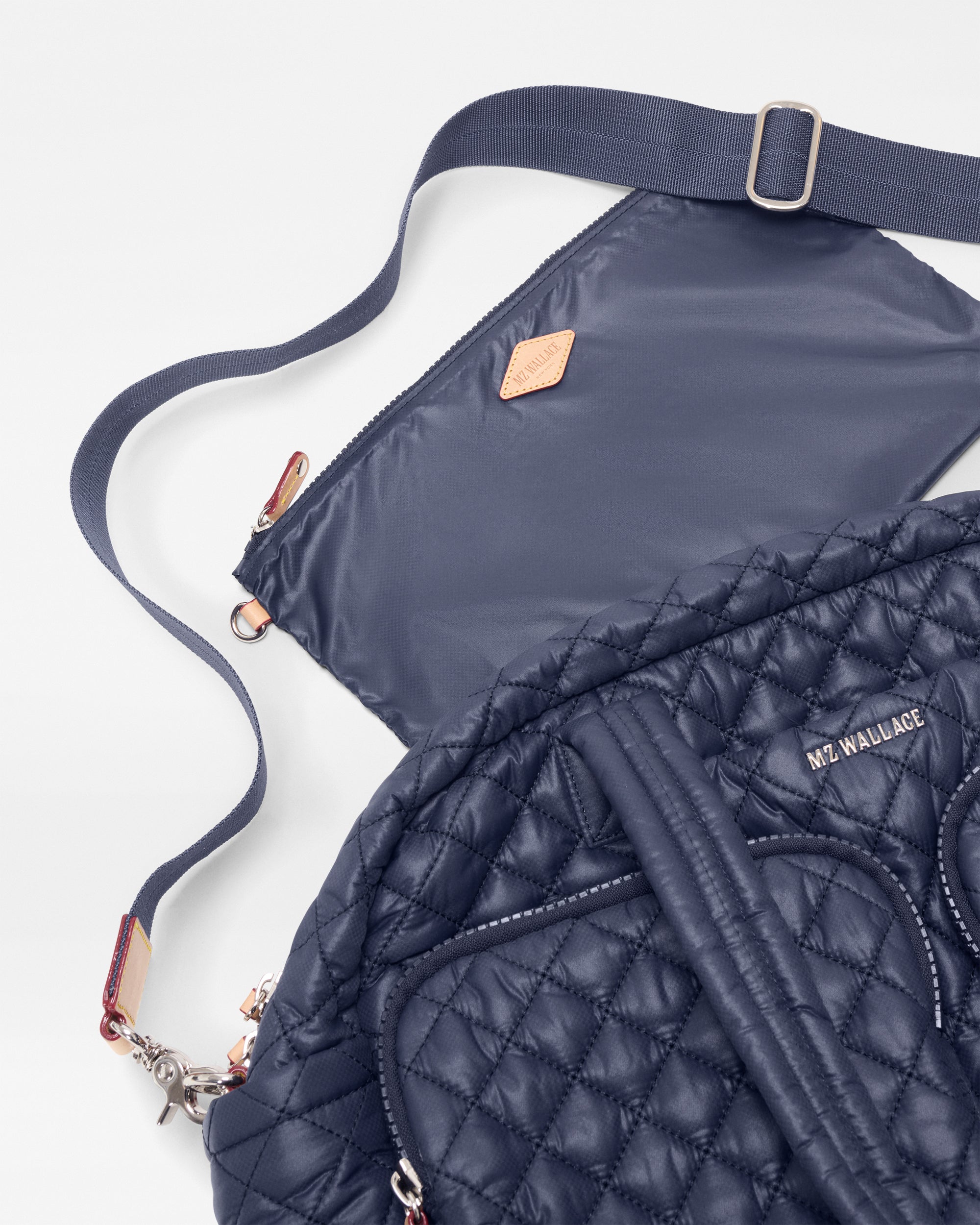 Navy Nik Duffel - Image 4