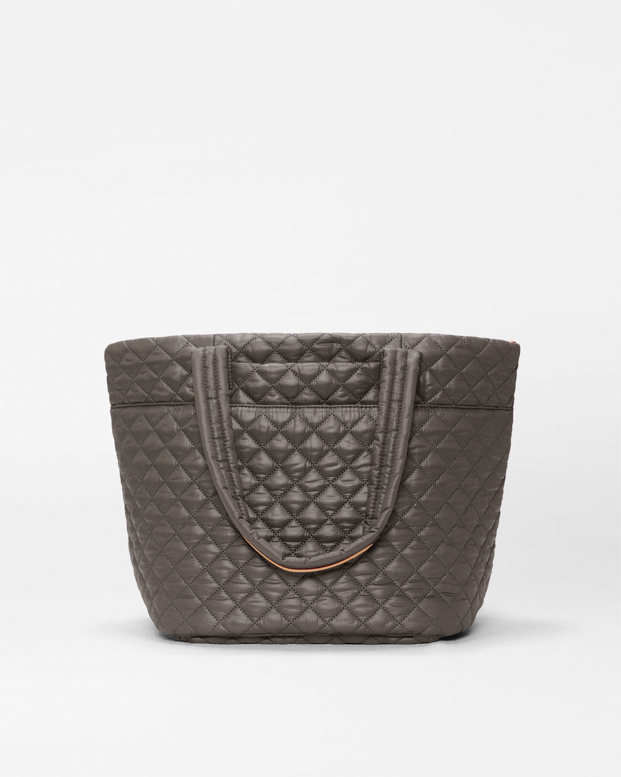 Magnet Medium Metro Tote Deluxe - Image 7