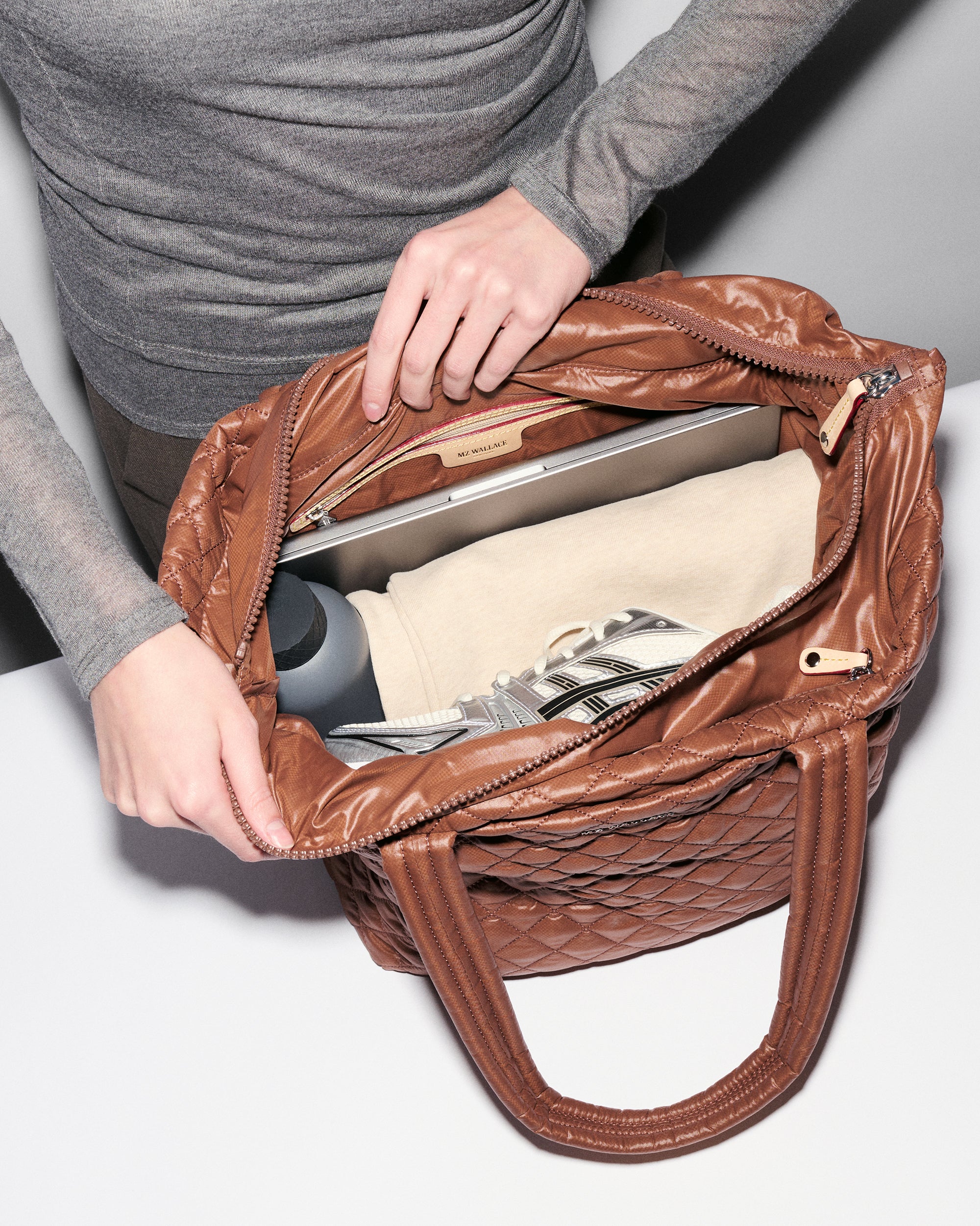 Terracotta Medium Metro Tote Deluxe - Image 6