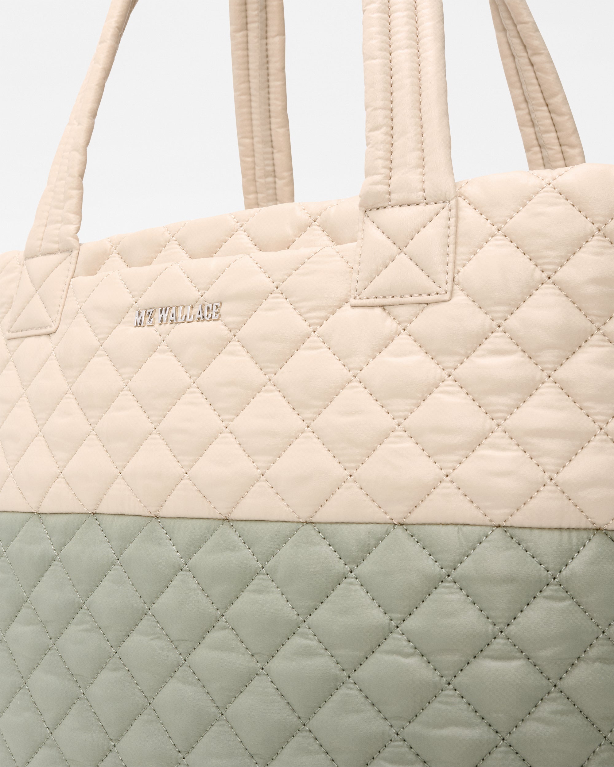 Agave Green/Buff Medium Metro Tote Deluxe - Image 4