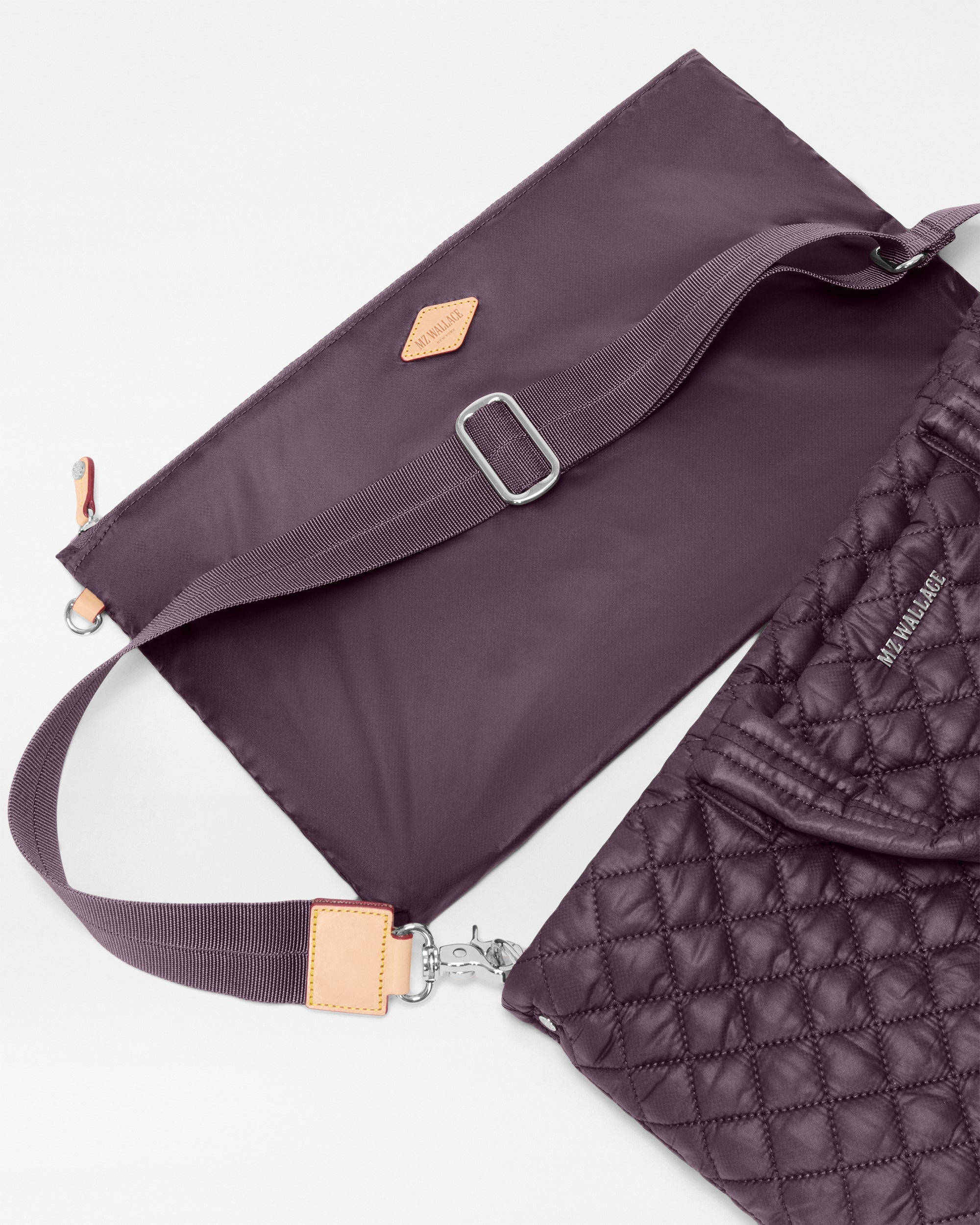 Raisin Small Metro Tote Deluxe - Image 4