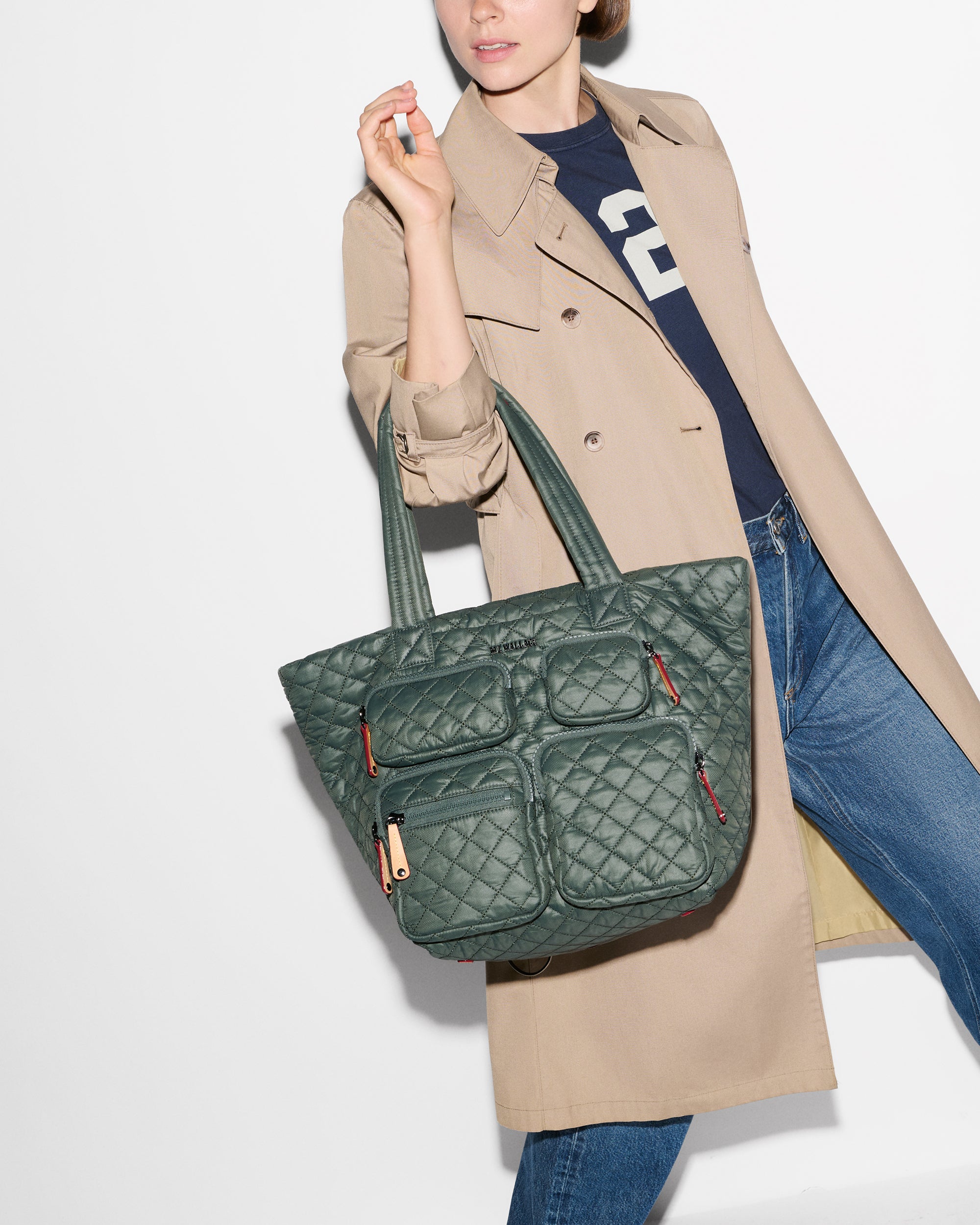Juniper Medium Metro Travel Tote - Image 7