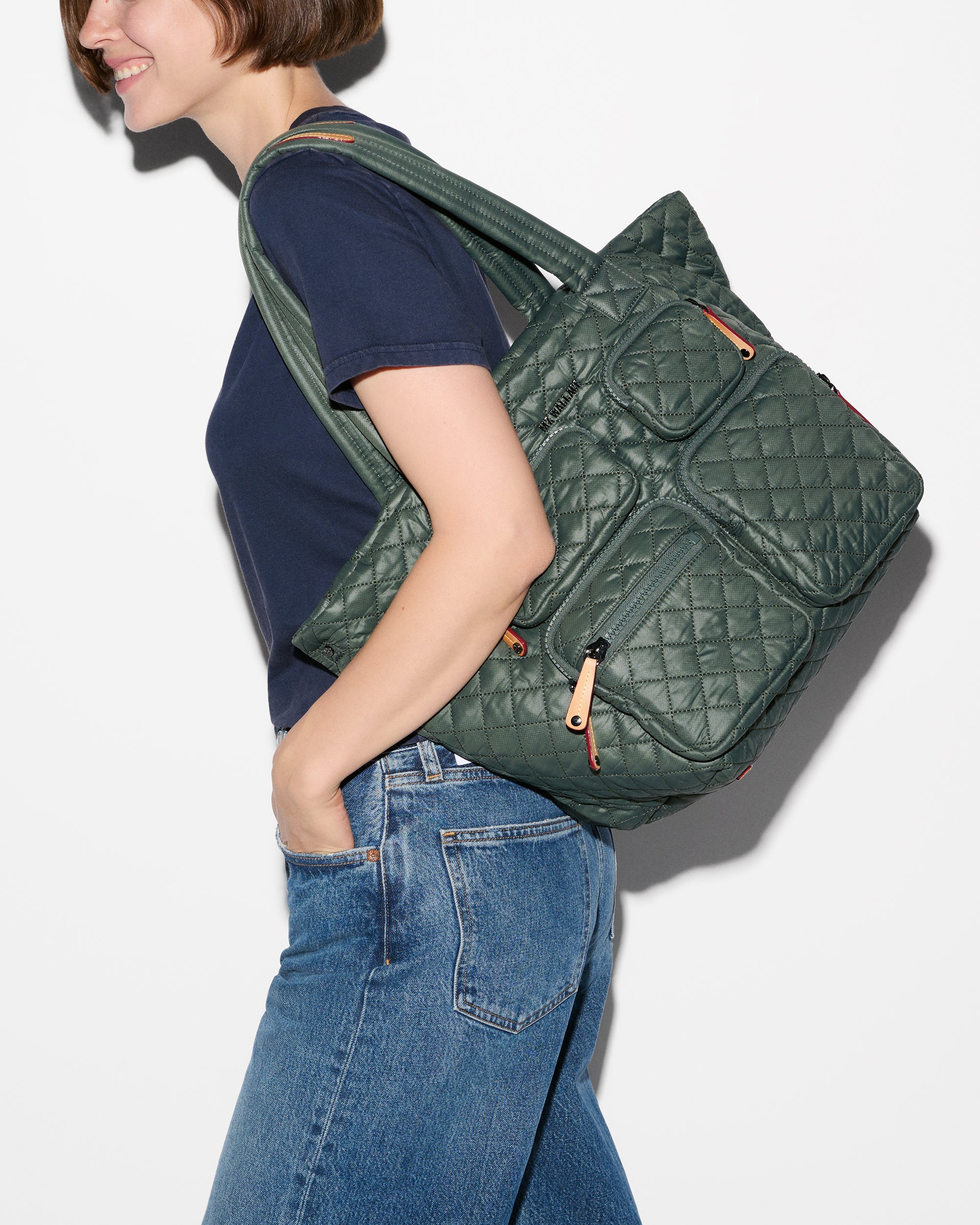 Juniper Medium Metro Travel Tote - Image 3