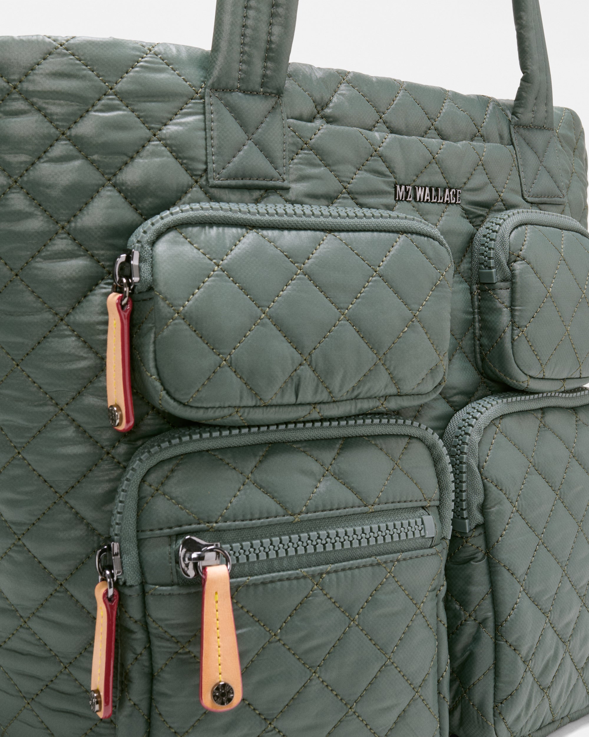 Juniper Medium Metro Travel Tote - Image 5